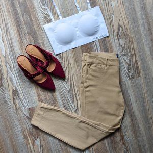 Khaki / Capri / Old Navy / Trousers / Size: 4 Reg